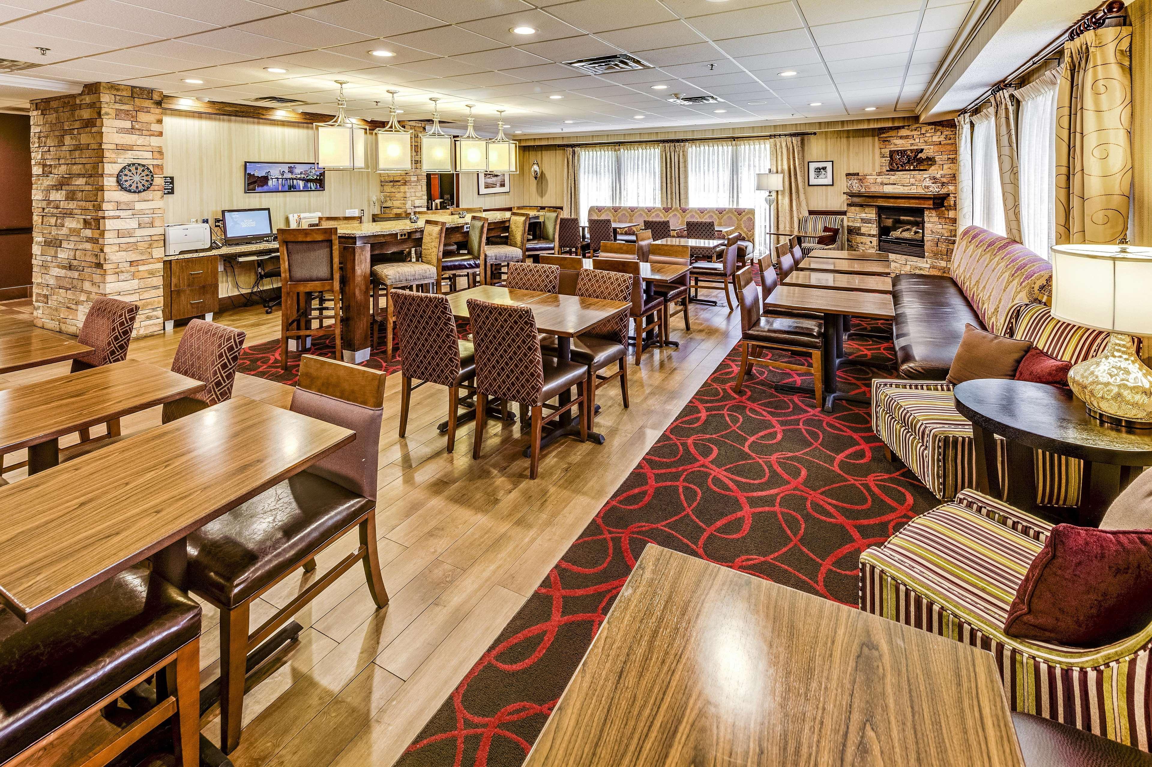 Hampton Inn Columbus I-70E/Hamilton Road Dış mekan fotoğraf