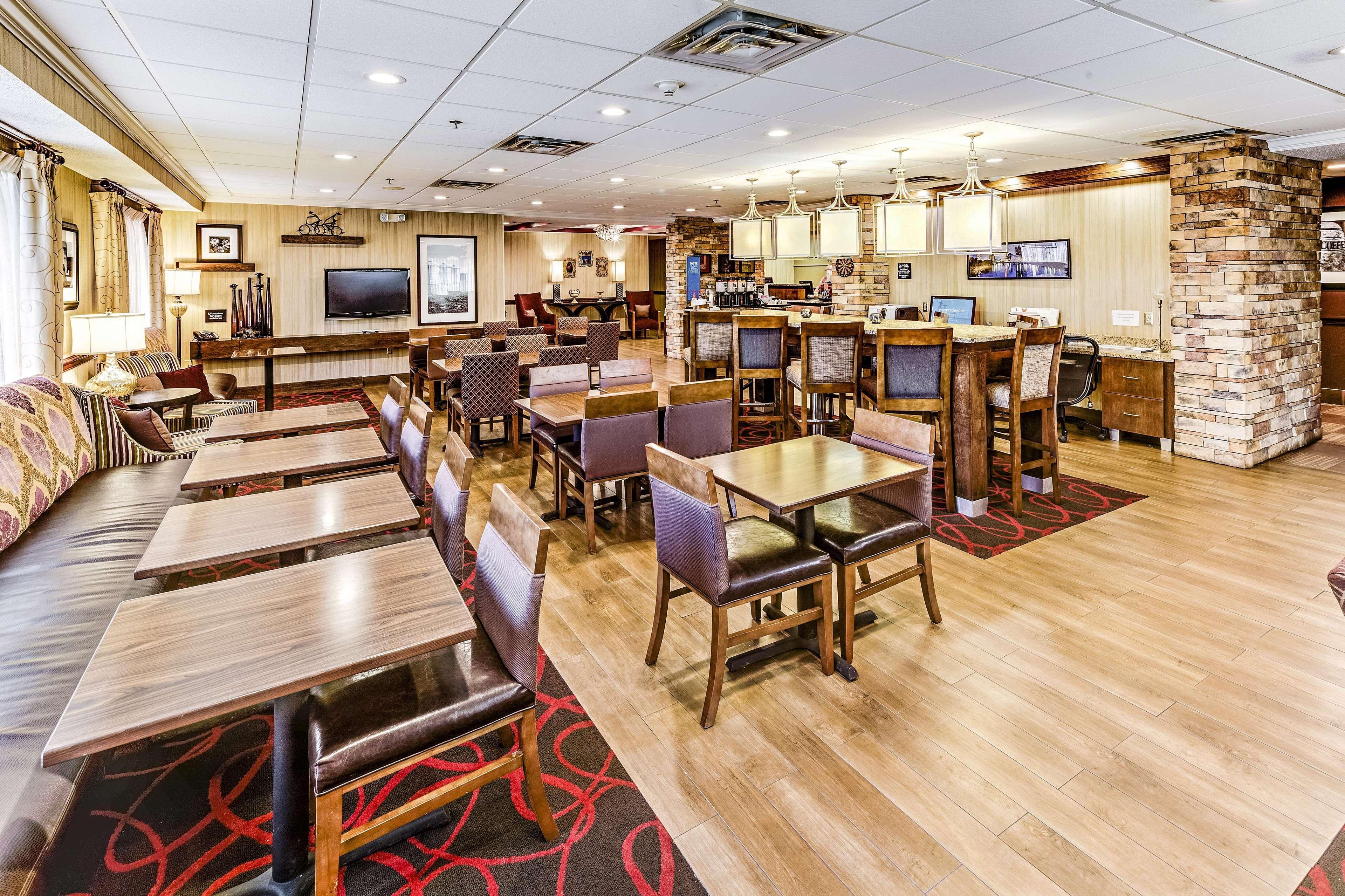 Hampton Inn Columbus I-70E/Hamilton Road Dış mekan fotoğraf