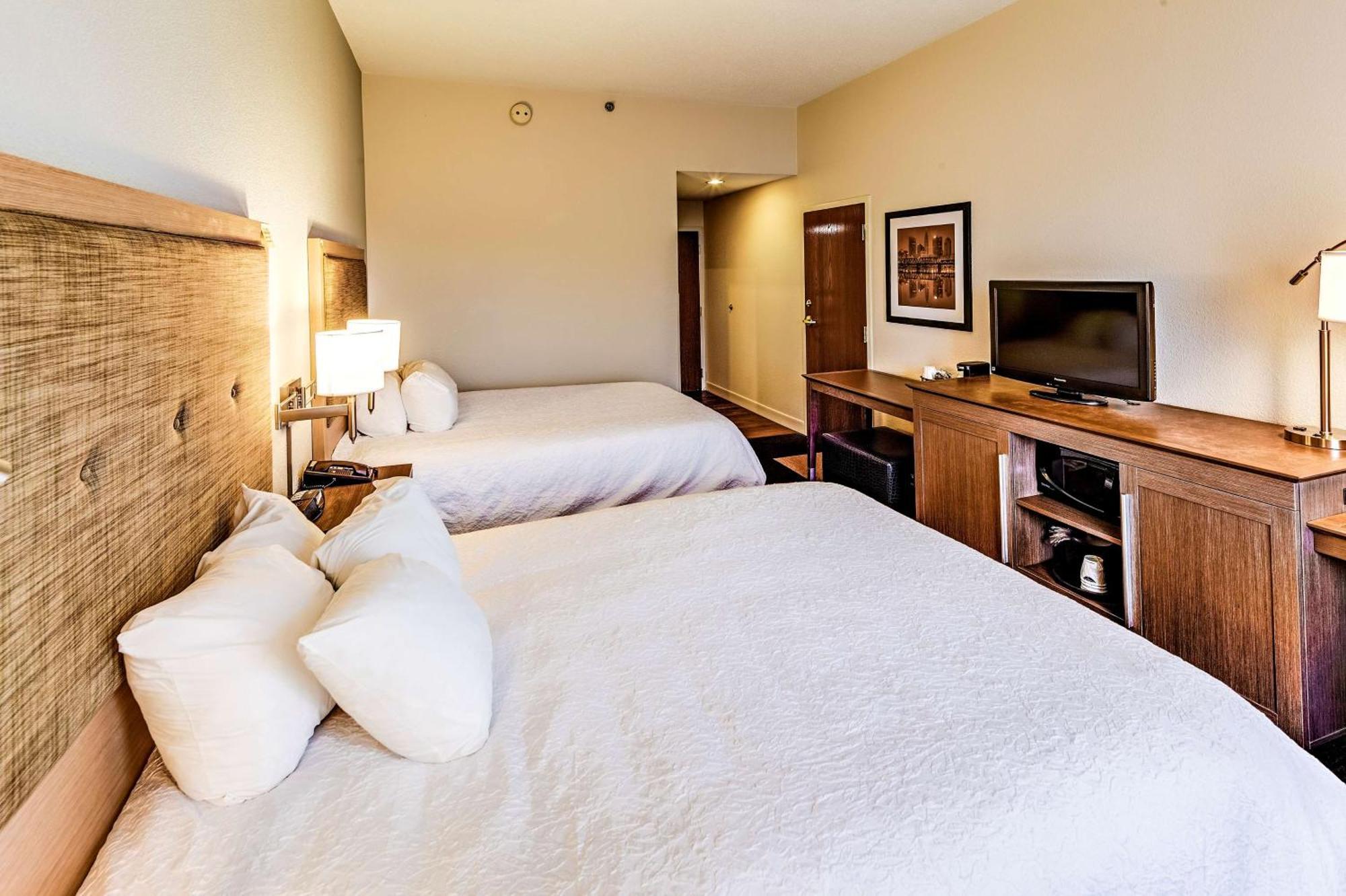 Hampton Inn Columbus I-70E/Hamilton Road Dış mekan fotoğraf