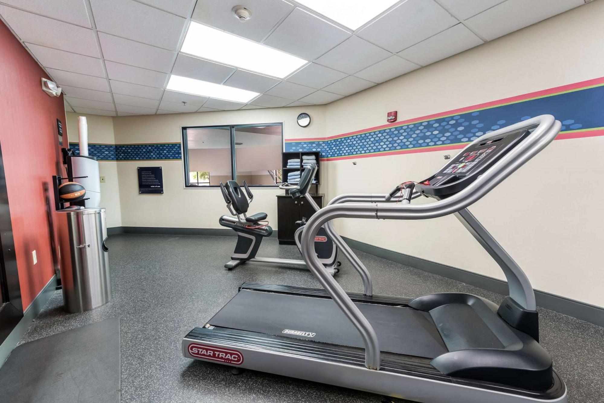 Hampton Inn Columbus I-70E/Hamilton Road Dış mekan fotoğraf
